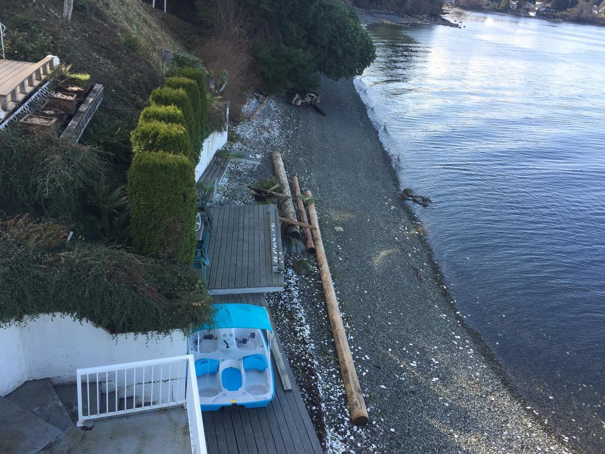 温哥华岛城堡海湾酒店 彻梅纳斯 外观 照片